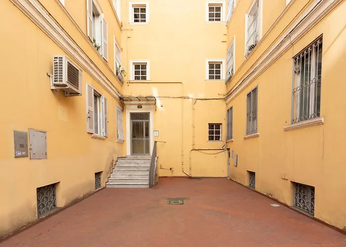 Appartement The Rent - Sunny Three-bedroom Near Ottaviano Metro Stop *